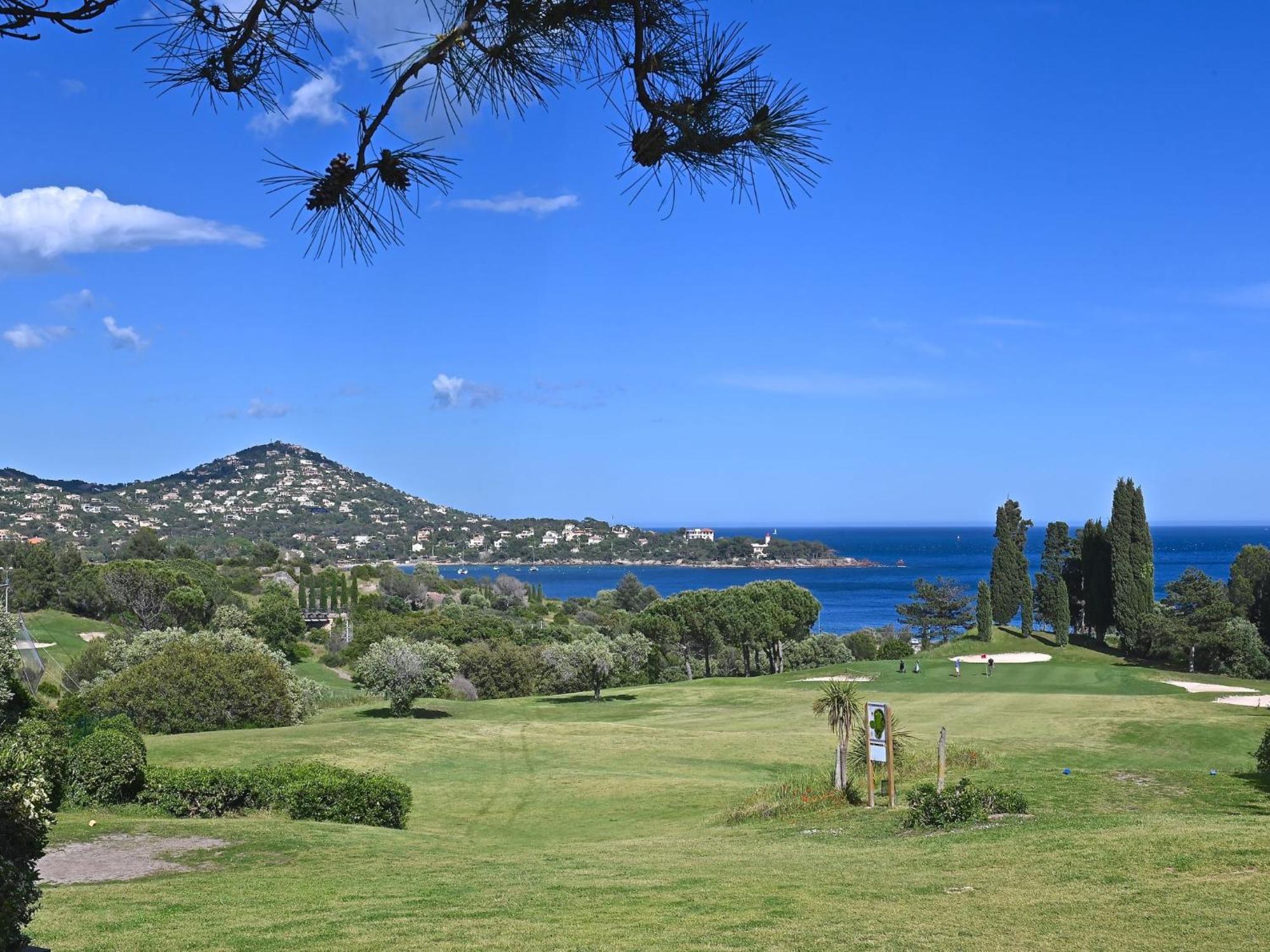 Apartment Village Cap Esterel - Le Village-68 By Interhome Saint-Raphaël Exterior foto