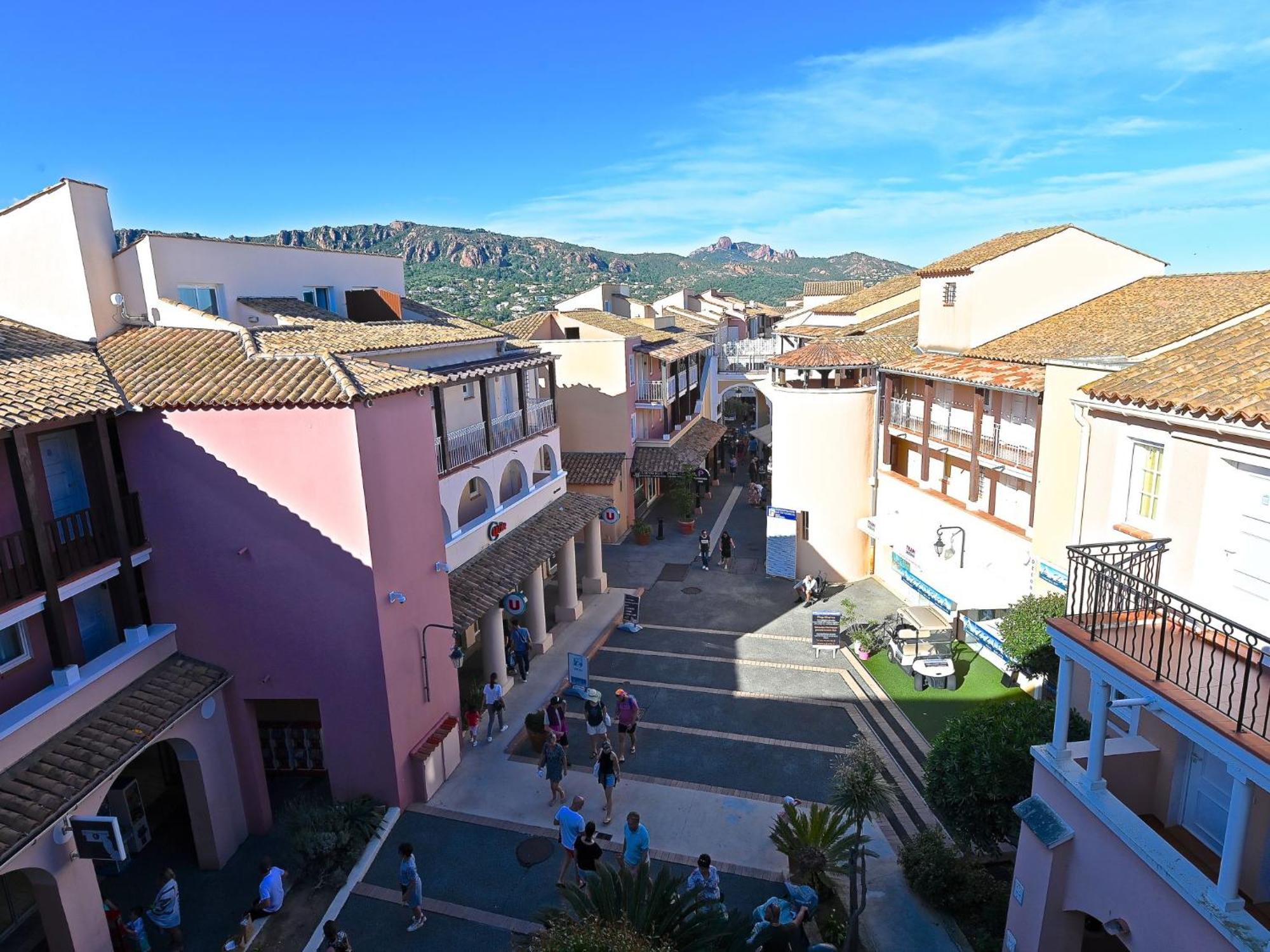 Apartment Village Cap Esterel - Le Village-68 By Interhome Saint-Raphaël Exterior foto
